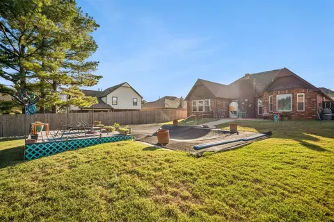 Exterior - 8105 S Elder Ave, Broken Arrow, OK 74011 photo 10 of 10