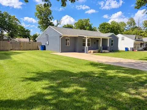 Exterior - 5315 E 33rd St, Tulsa, OK 74135 photo 4 of 6