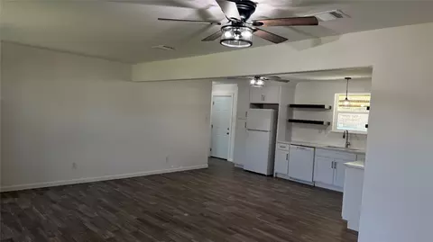 Living - 34 1st, Cartwright, OK 74731 photo 3 of 3