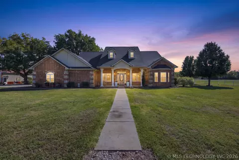 14106 Bald Hill Rd, Okmulgee, OK 74447