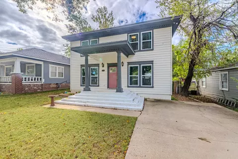 1611 W Broadway St, Collinsville, OK 74021