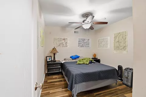 Bedroom - 5118 N 427 Rd, Pryor, OK 74361 photo 4 of 6