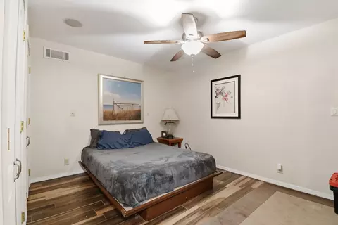 Bedroom - 5118 N 427 Rd, Pryor, OK 74361 photo 2 of 6