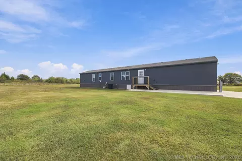 Exterior - 6115 E 106th St N, Sperry, OK 74073 photo 3 of 6