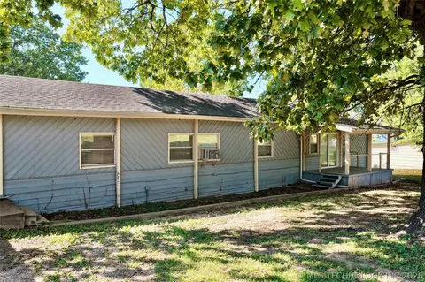 Exterior - 87 Hickory Ln, Eufaula, OK 74432 photo 4 of 7