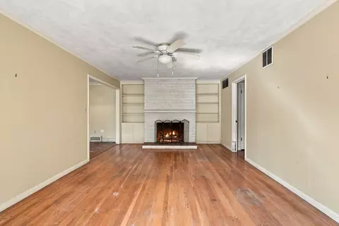 Living - 4132 E 45th St, Tulsa, OK 74135 photo 7 of 7