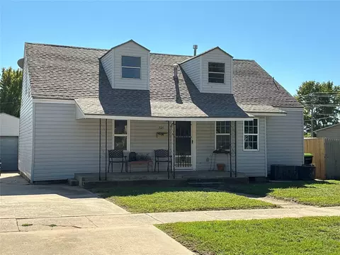 726 W Apache, Purcell, OK 73080