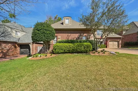 Exterior - 7819 E 99th Pl, Tulsa, OK 74133 photo 3 of 11