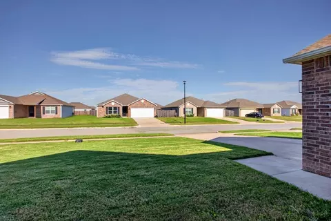 Exterior - 29226 E 79th Ter S, Broken Arrow, OK 74014 photo 12 of 19