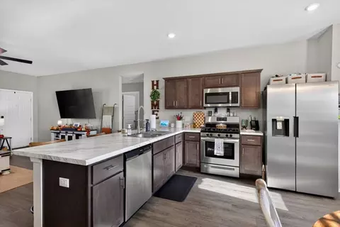 Kitchen - 29226 E 79th Ter S, Broken Arrow, OK 74014 photo 4 of 4