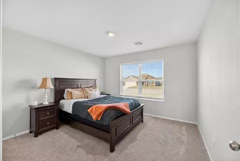 Bedroom - 29226 E 79th Ter S, Broken Arrow, OK 74014 photo 3 of 4
