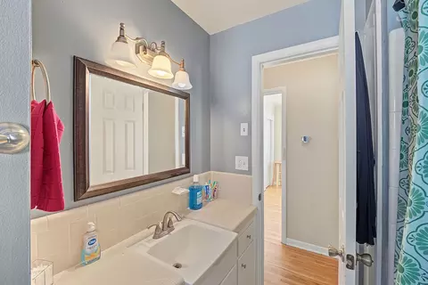Bath - 4662 E 58th St, Tulsa, OK 74135 photo 3 of 3