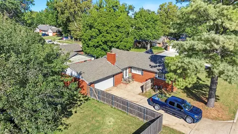 View/Area - 4662 E 58th St, Tulsa, OK 74135 photo 1 of 13