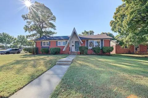 Exterior - 4662 E 58th St, Tulsa, OK 74135 photo 3 of 22