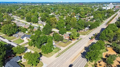 View/Area - 4662 E 58th St, Tulsa, OK 74135 photo 10 of 13