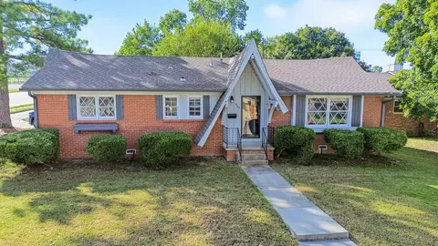 Exterior - 4662 E 58th St, Tulsa, OK 74135 photo 8 of 22