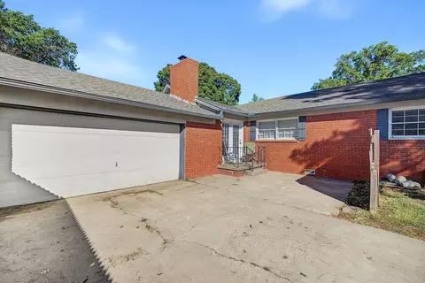 Exterior - 4662 E 58th St, Tulsa, OK 74135 photo 19 of 22