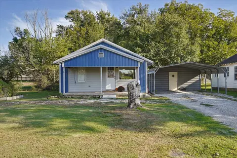 512 Ash St, Chelsea, OK 74016
