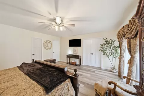 Bedroom - 2927 E 75th St, Tulsa, OK 74136 photo 4 of 4