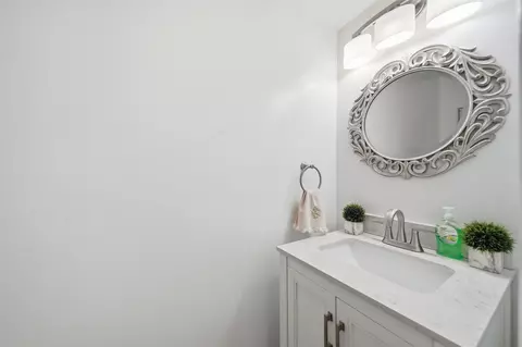 Bath - 2927 E 75th St, Tulsa, OK 74136 photo 1 of 3