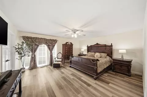 Bedroom - 2927 E 75th St, Tulsa, OK 74136 photo 3 of 4