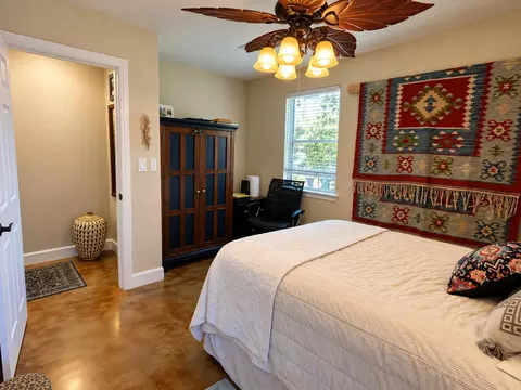 Bedroom - 2481 Lodge View Rd, Eufaula, OK 74432 photo 3 of 5