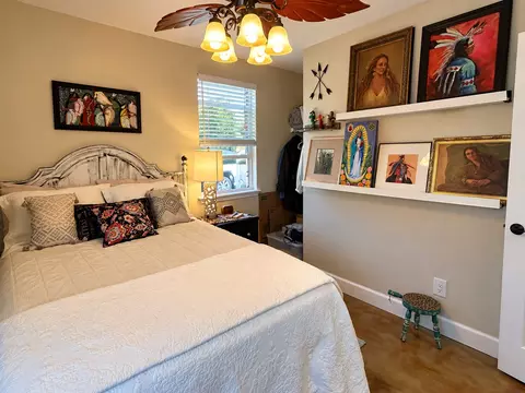 Bedroom - 2481 Lodge View Rd, Eufaula, OK 74432 photo 5 of 5
