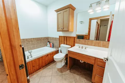 Bath - 45291 S 33800 Rd, Morrison, OK 73061 photo 3 of 4