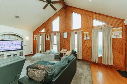 Living - 45291 S 33800 Rd, Morrison, OK 73061 photo 1 of 1