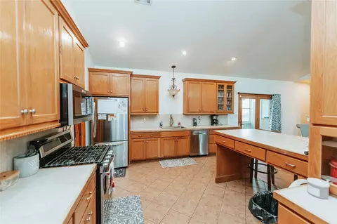 Kitchen - 45291 S 33800 Rd, Morrison, OK 73061 photo 1 of 1