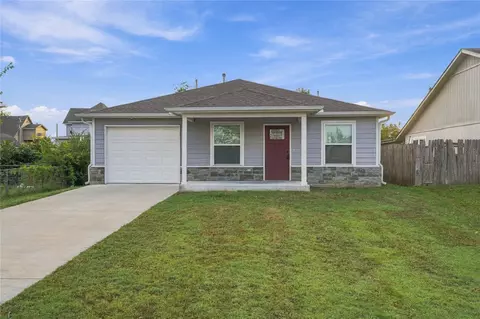 524 S Maryland Ave, Claremore, OK 74017
