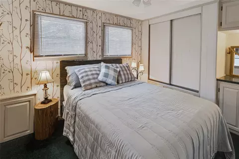 Bedroom - 62000 263 Loop 13 And 14, Grove, OK 74344 photo 5 of 8