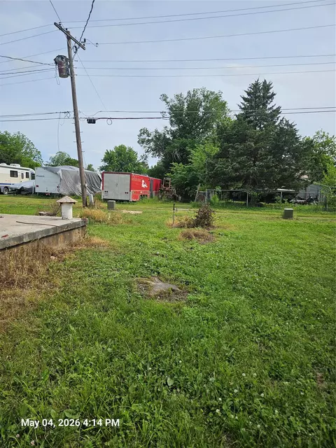 719 E 2nd St, Cushing, OK 74023 photo 6