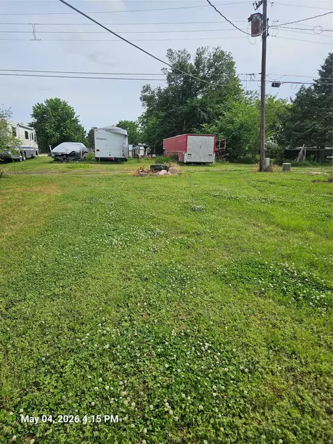 719 E 2nd St, Cushing, OK 74023 photo 7