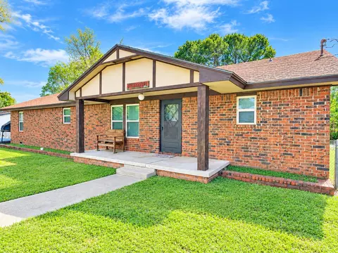 Exterior - 109435 S 4154 Rd, Checotah, OK 74426 photo 2 of 6