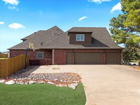 Exterior - 21192 E 112th St S, Broken Arrow, OK 74014 photo 4 of 9