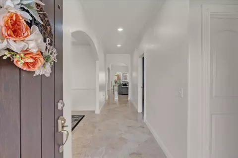 Entry Way - 21192 E 112th St S, Broken Arrow, OK 74014 photo 1 of 6