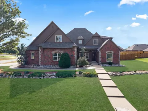 Exterior - 21192 E 112th St S, Broken Arrow, OK 74014 photo 3 of 9
