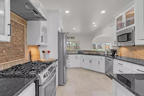 Kitchen - 21192 E 112th St S, Broken Arrow, OK 74014 photo 6 of 15