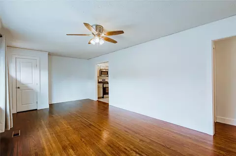 Living - 4267 E Young Pl, Tulsa, OK 74115 photo 4 of 4