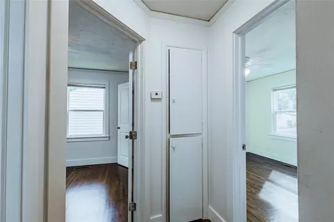 Entry Way - 4267 E Young Pl, Tulsa, OK 74115 photo 2 of 3