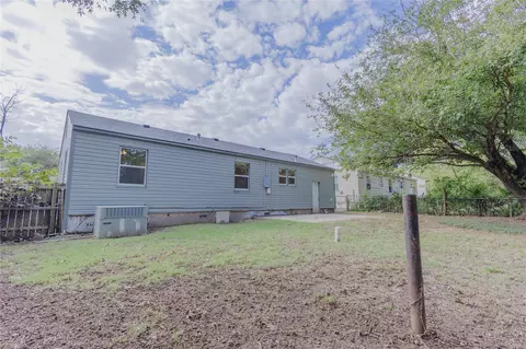 Exterior - 4267 E Young Pl, Tulsa, OK 74115 photo 3 of 3