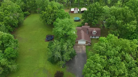 810 Sasha Ln, Tahlequah, OK 74464