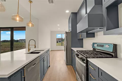 Kitchen - 11446 Forest View Ln, Sperry, OK 74073 photo 8 of 8