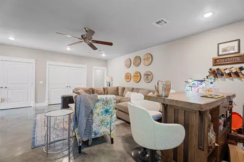 Living - 33220 S 586 Rd, Jay, OK 74346 photo 1 of 2