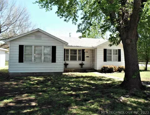 706 S 5th St, Davis, OK 73030 photo 1