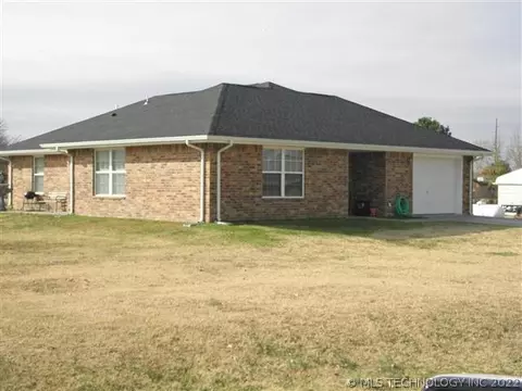 108 Pence Rd, Davis, OK 73030 photo 1