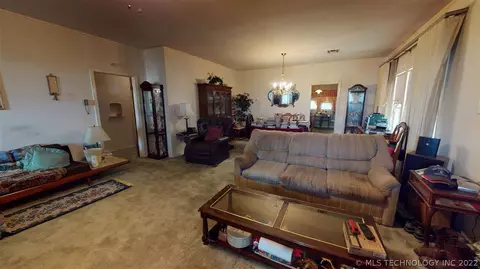 605 S 4th St, Davis, OK 73030 photo 3