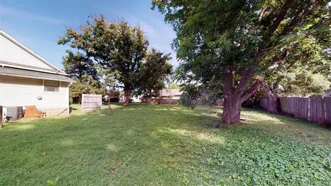 605 S 4th St, Davis, OK 73030 photo 14