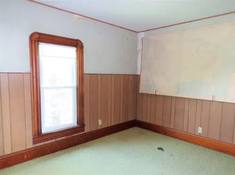 401 E Main St, Altona, IL 61414 photo 29